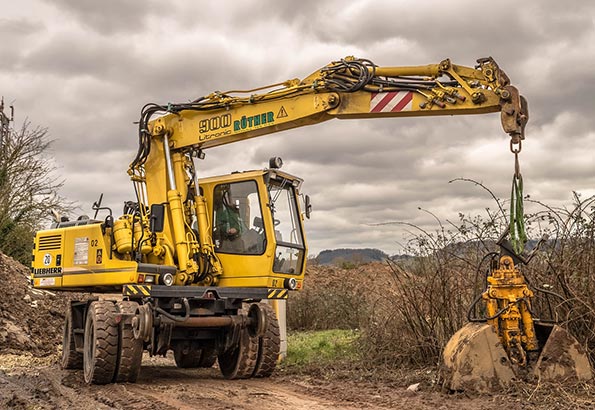 各类推土机价格走势分析
